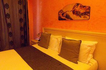 Affittacamere Navona Tower Relais 2*